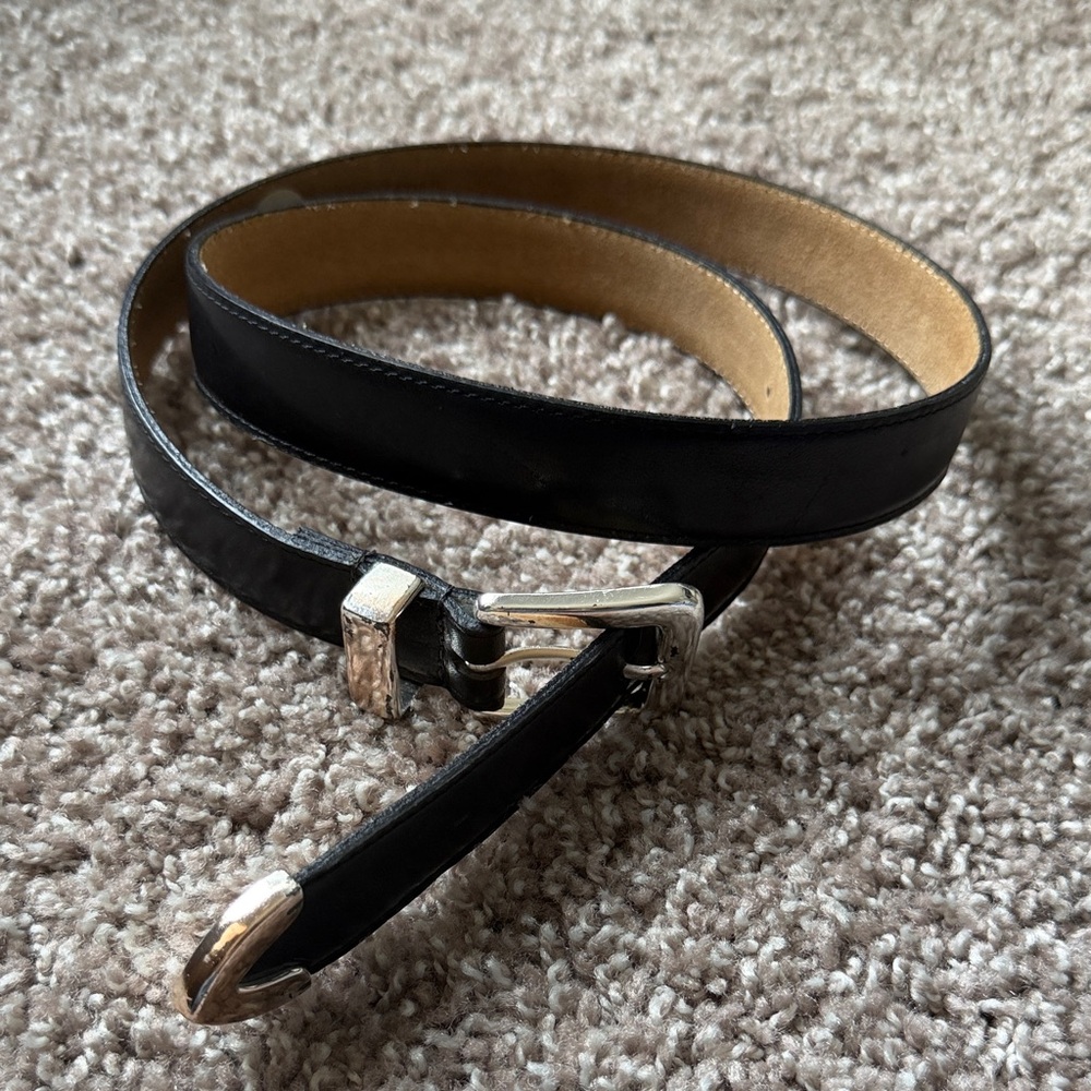 Sleek Black Women’s Genuine Leather Belt with Silver Buckle Size XL